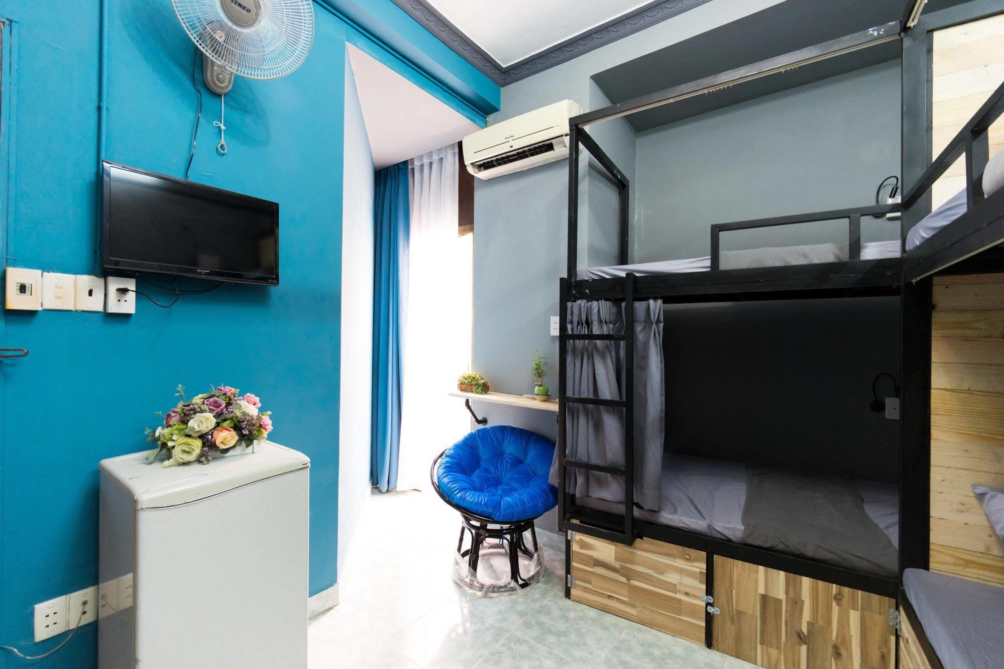 Goco Hostel Хошимин Экстерьер фото