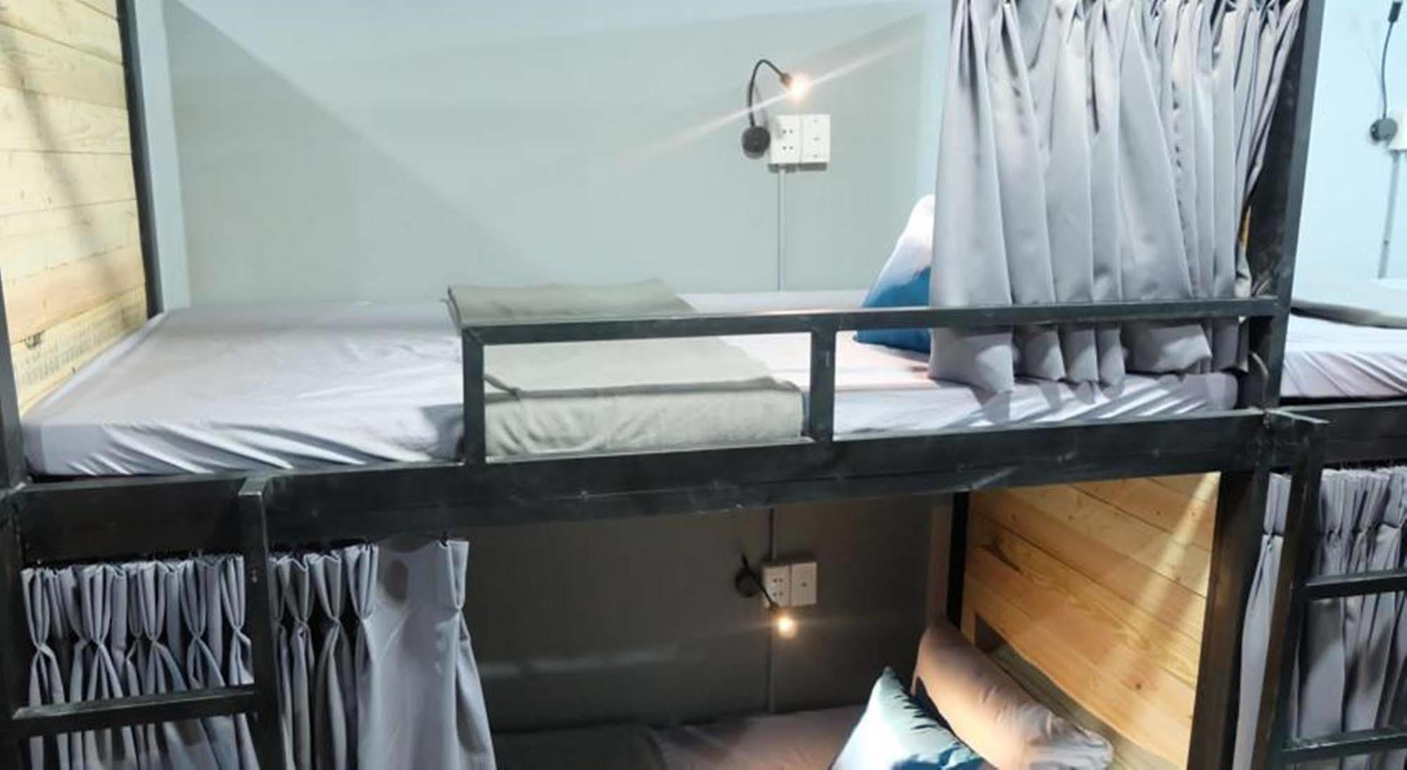 Goco Hostel Хошимин Экстерьер фото