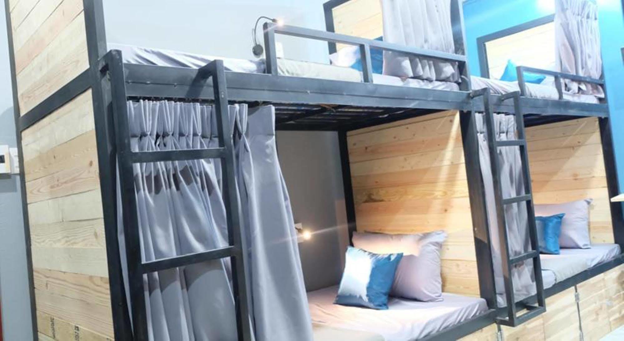 Goco Hostel Хошимин Экстерьер фото