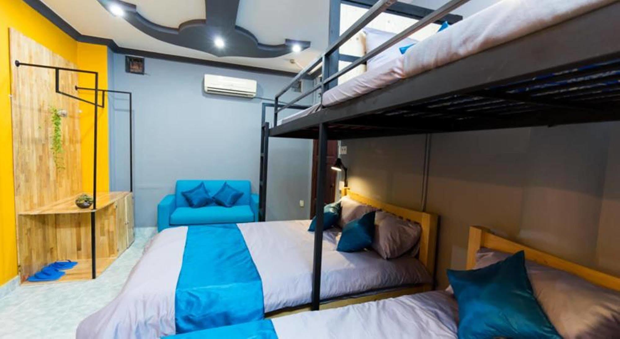 Goco Hostel Хошимин Экстерьер фото