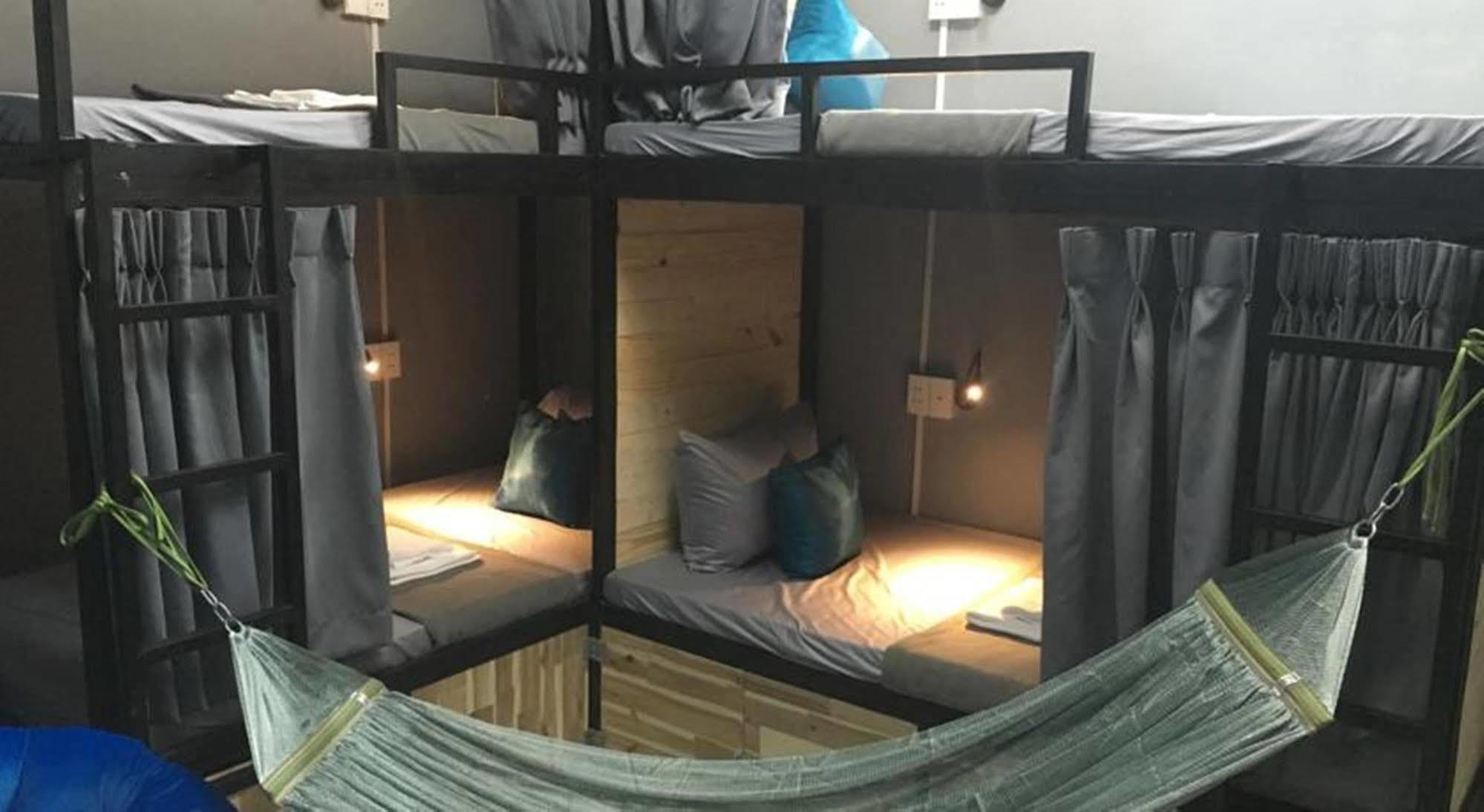 Goco Hostel Хошимин Экстерьер фото
